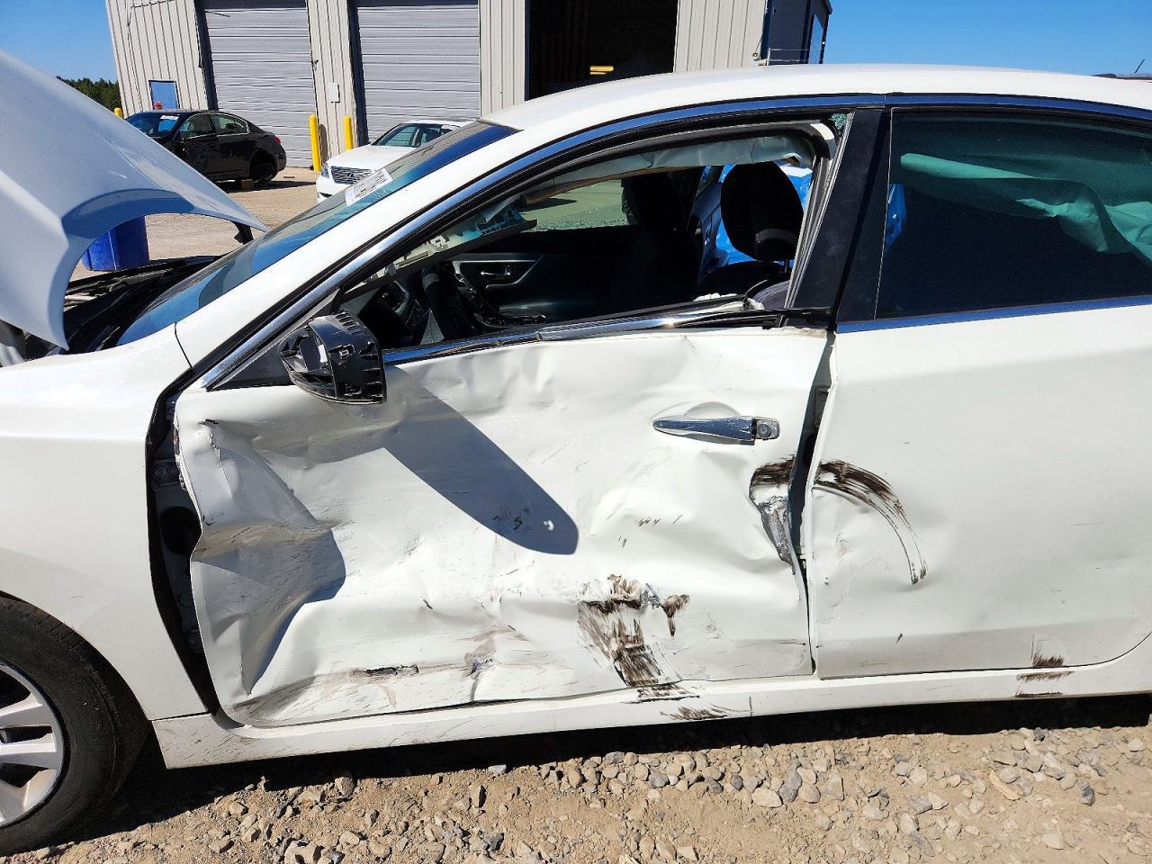 2016 Nissan Altima 2.5 S - Фото 7
