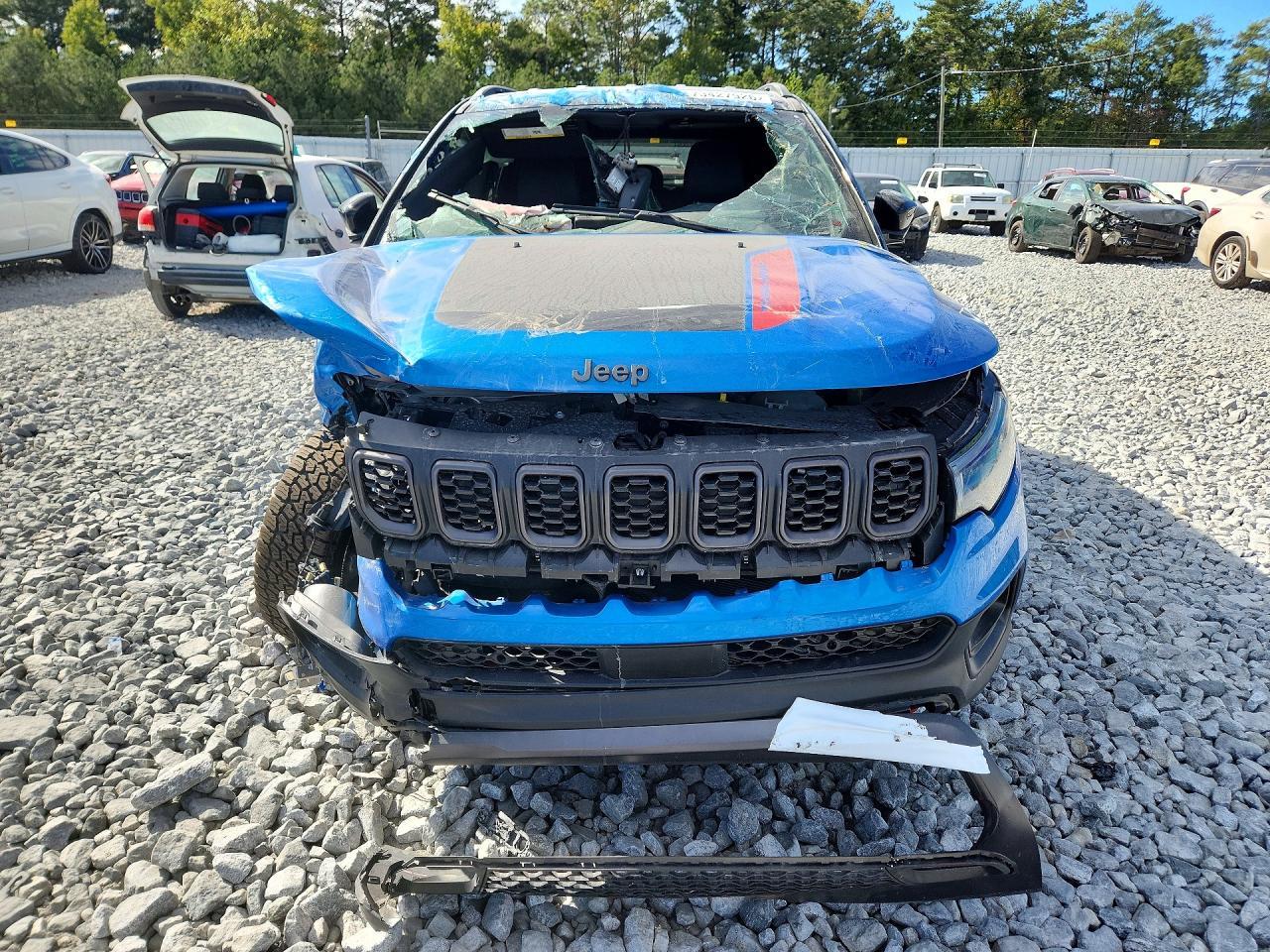 2026 Jeep Compass Trailhawk - Фото 5