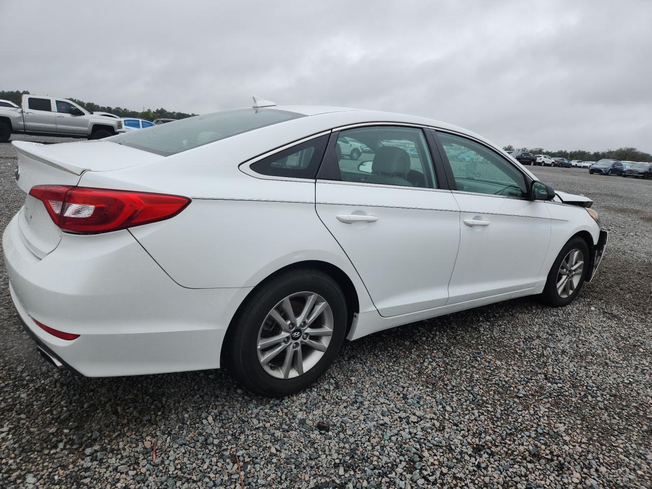 2016 Hyundai Sonata Se - Фото 3