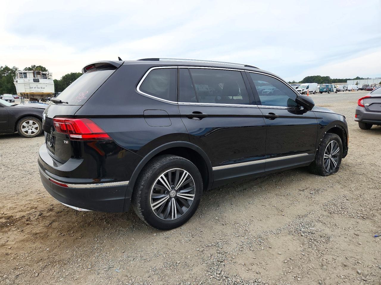 2018 Volkswagen Tiguan Se - Image 3