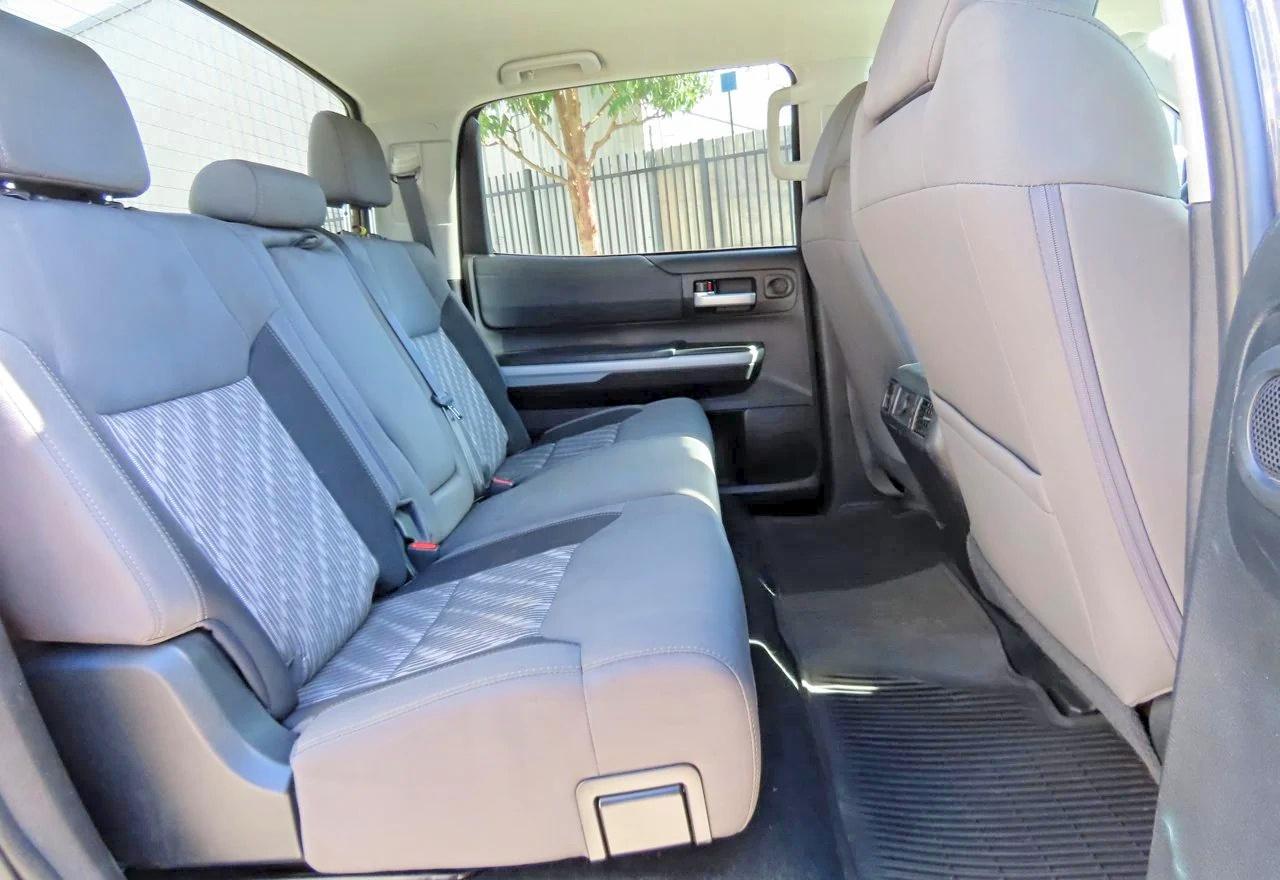 2021 Toyota Tundra Crewmax Sr5 - Image 6