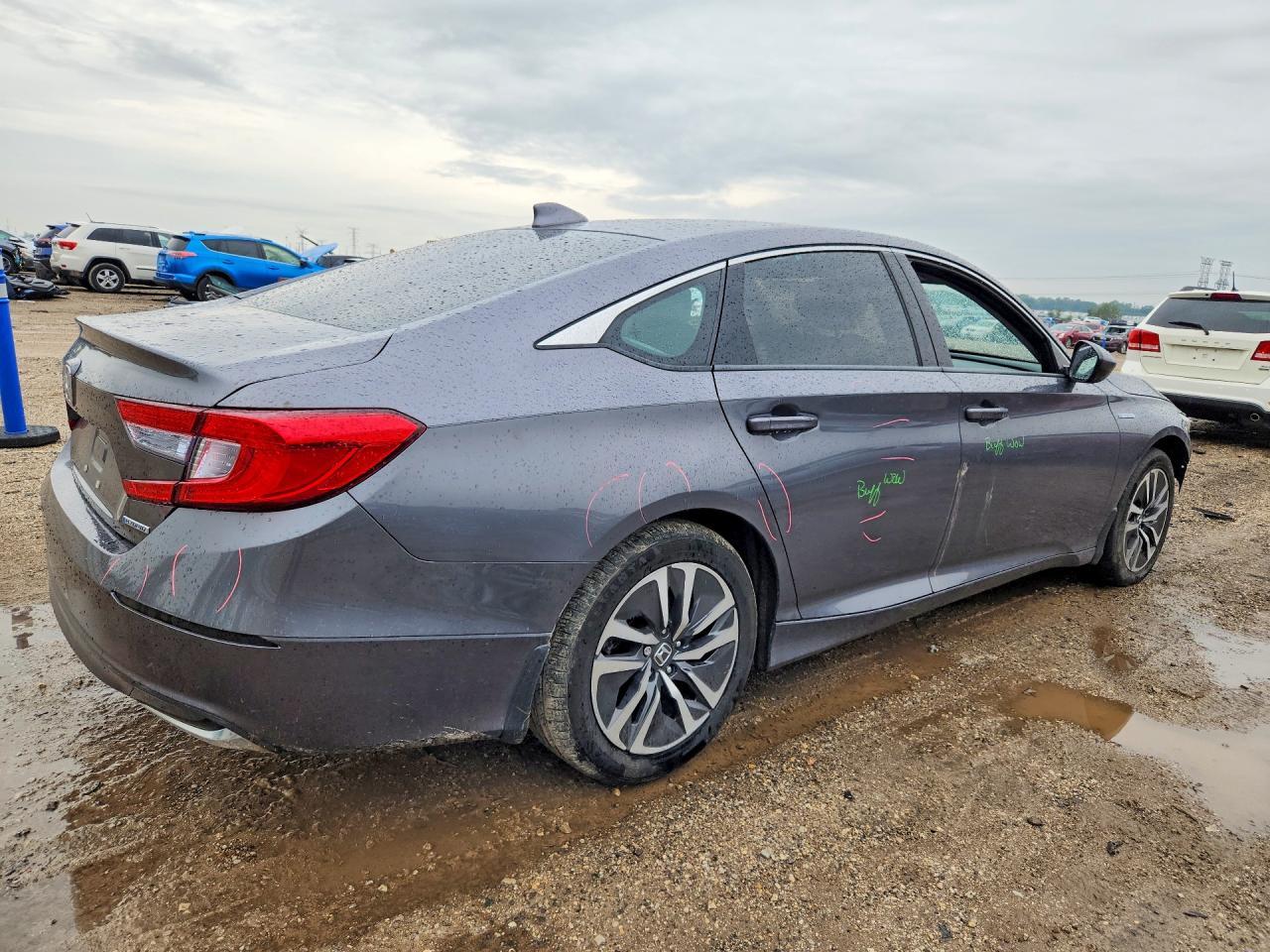 2019 Honda Accord Hybrid - Image 3