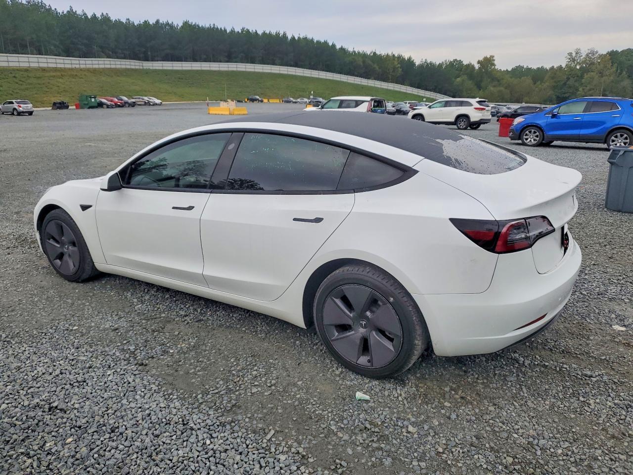 2023 Tesla Model 3 - Image 2