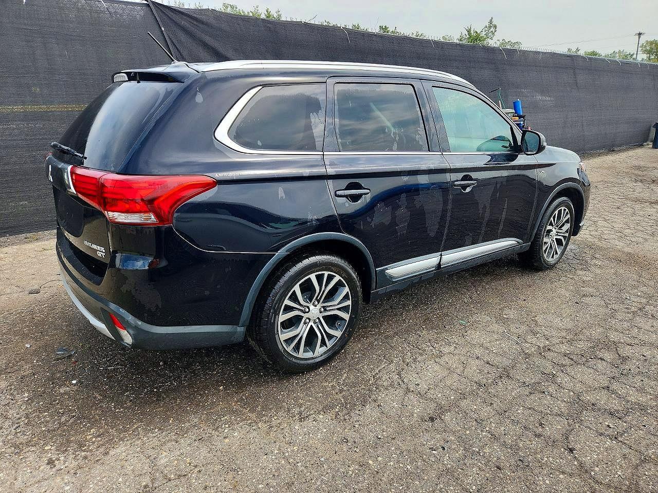 2016 Mitsubishi Outlander Gt - Фото 3