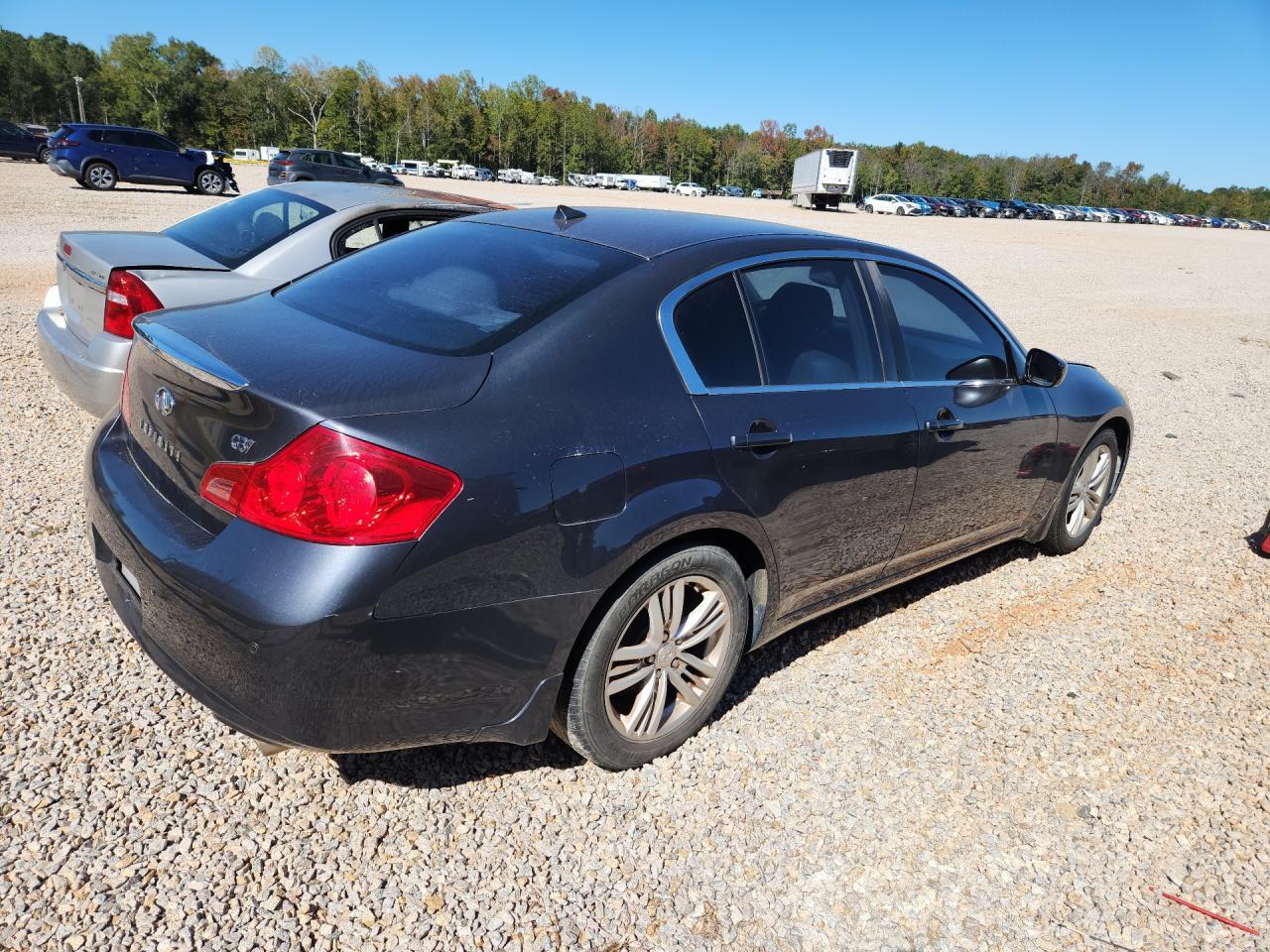 2010 Infiniti G37 Sedan Journey - Фото 3