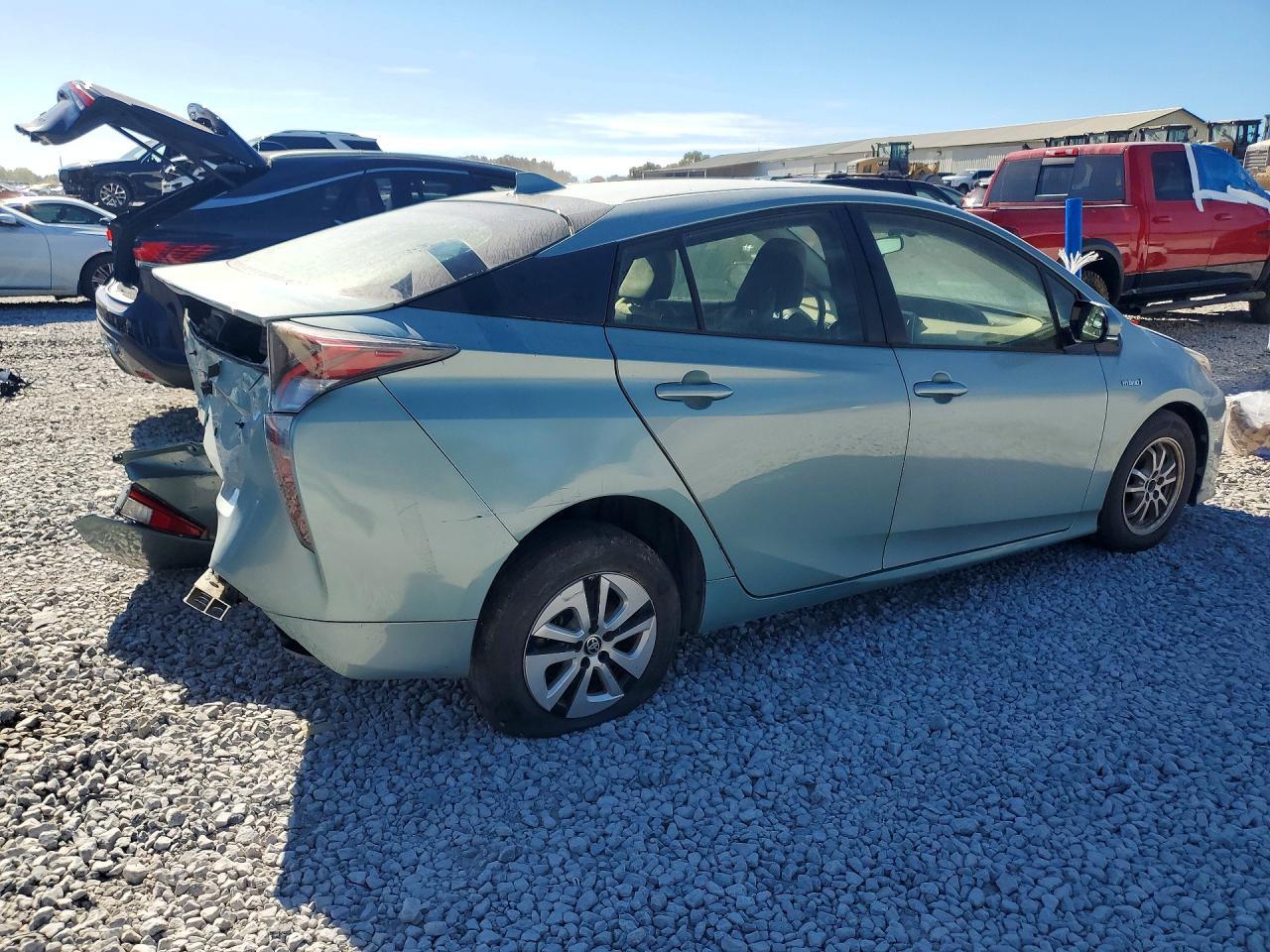 2016 Toyota Prius Two Eco - Фото 3