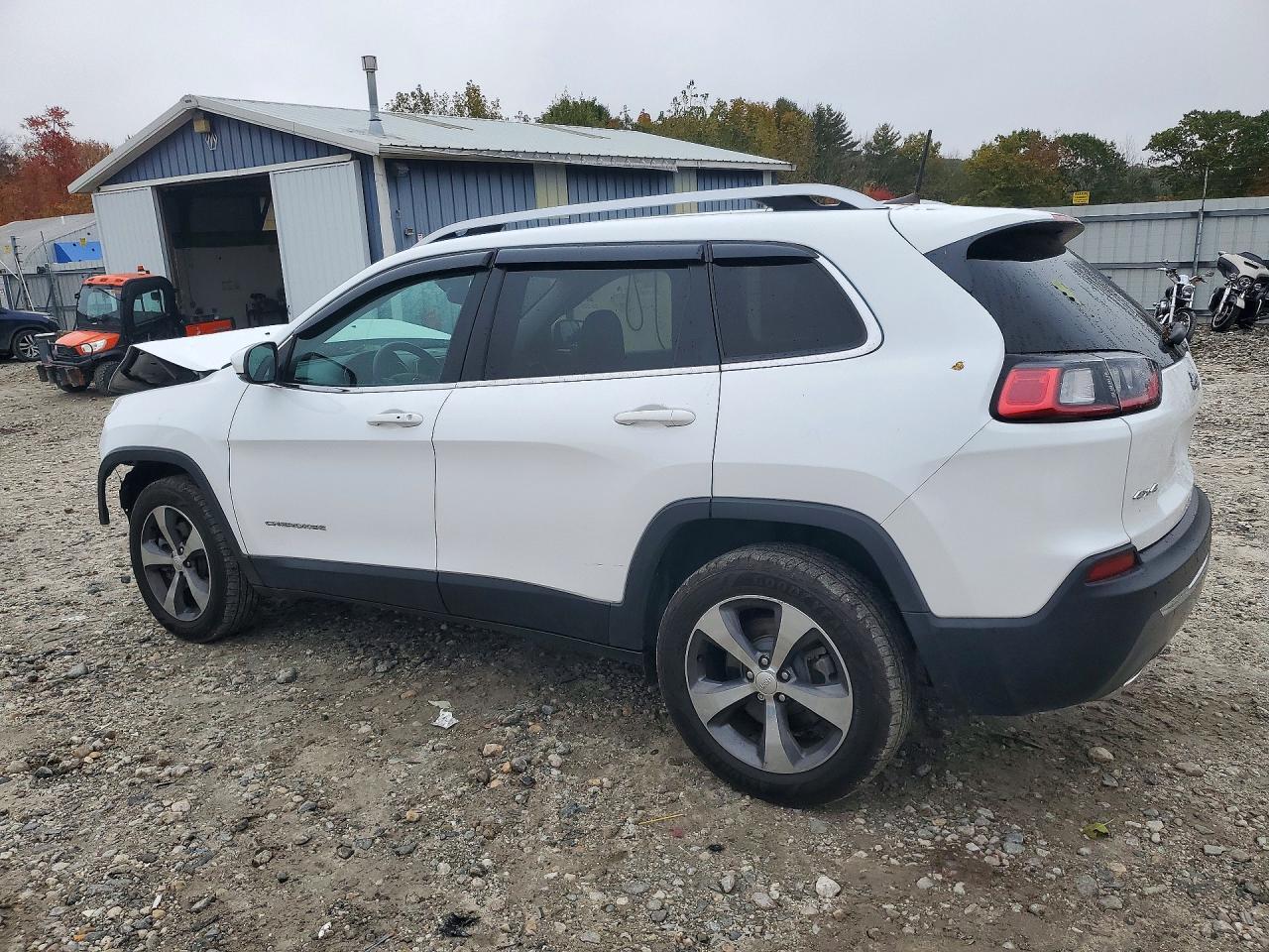 2019 Jeep Cherokee Limited - Image 2