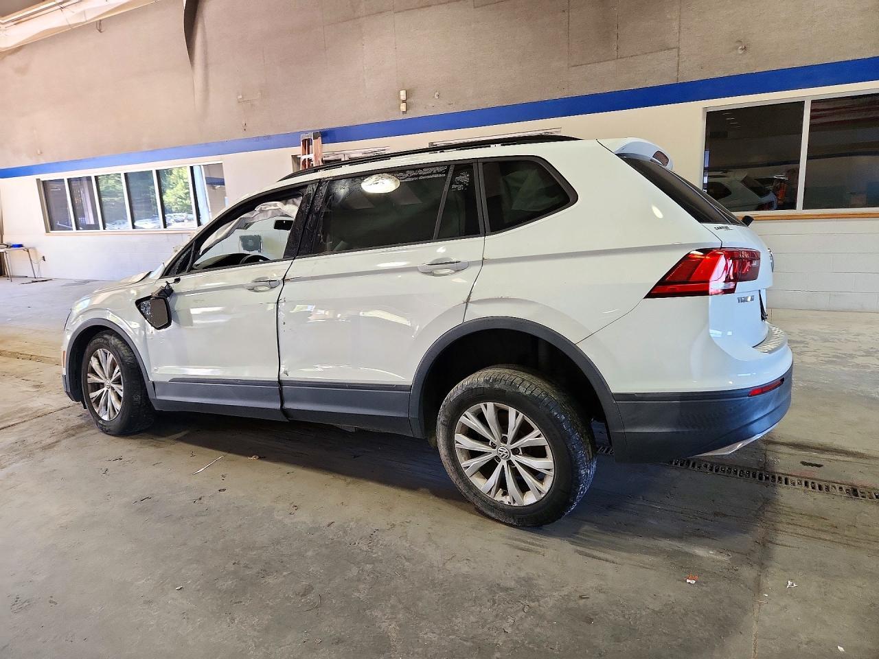 2020 Volkswagen Tiguan S - Image 2