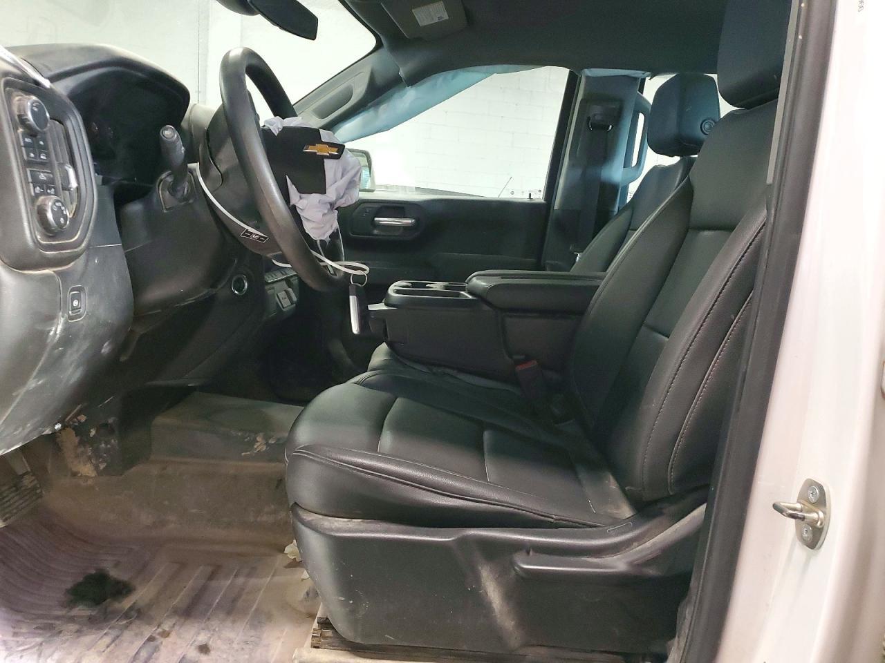 2024 Chevrolet Silverado K1500 - Image 7
