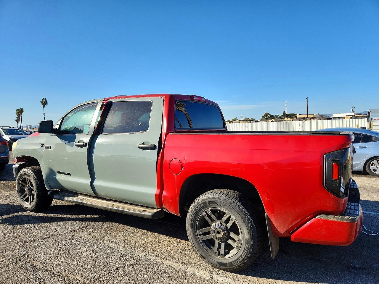 2014 Toyota Tundra Crewmax Platinum - Фото 2
