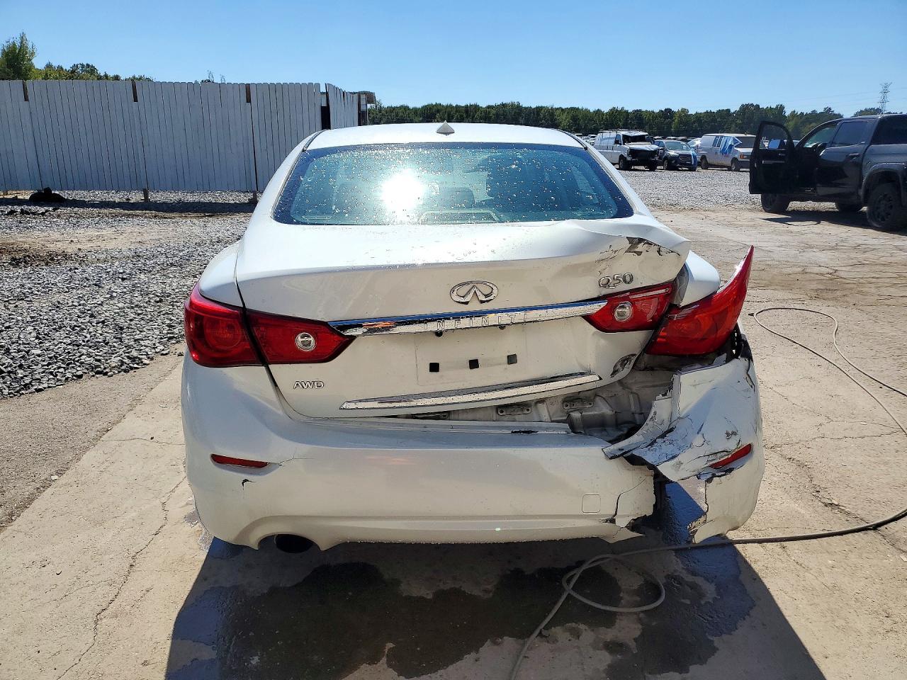 2015 Infiniti Q50 Premium - Image 6