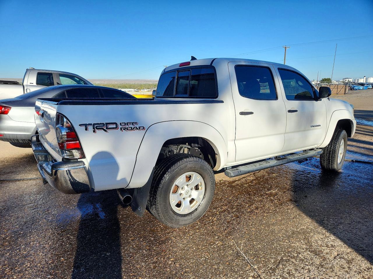 2015 Toyota Tacoma V6 - Фото 3