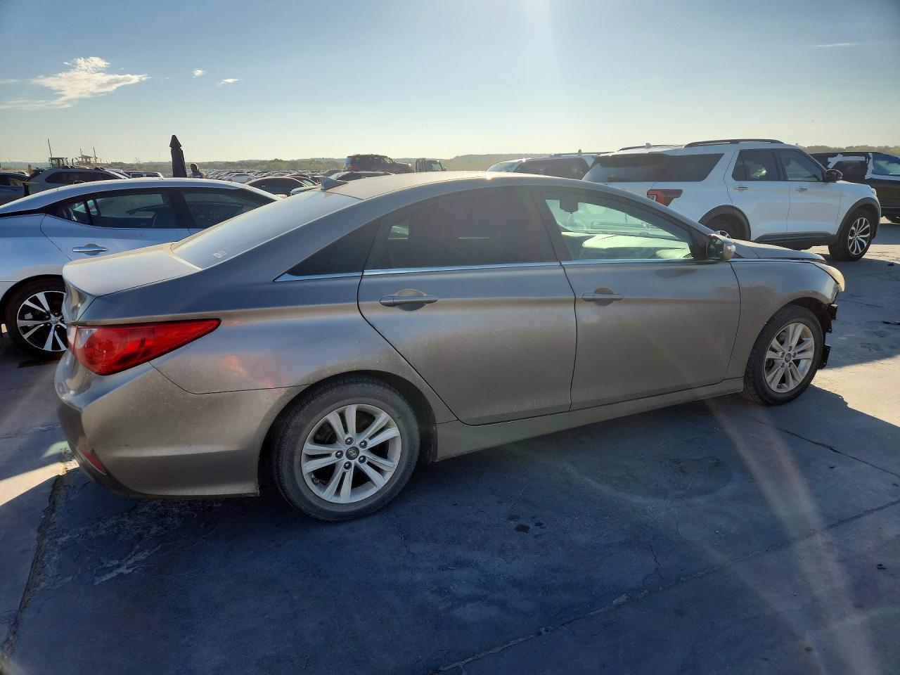 2014 Hyundai Sonata - Фото 3