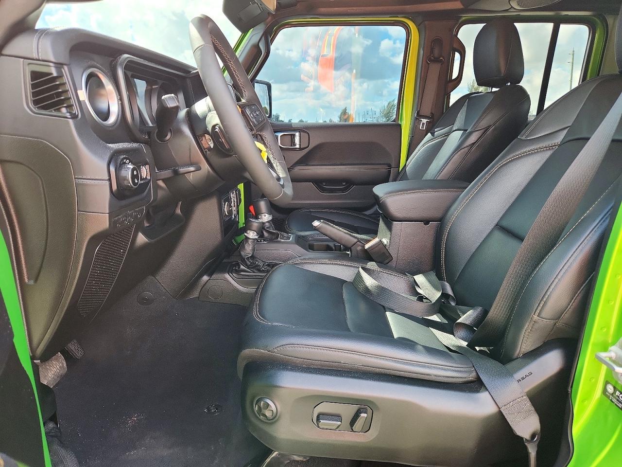 2025 Jeep Gladiator Sport - Image 7