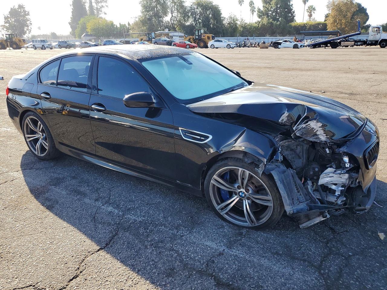 2014 BMW M5 - Фото 4