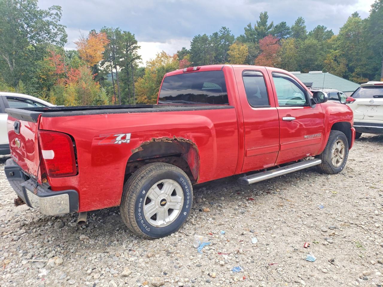 2011 Chevrolet Silverado K1500 Lt - Фото 3