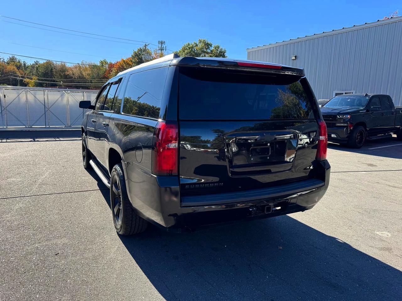 2017 Chevrolet Suburban K1500 Lt - Фото 2