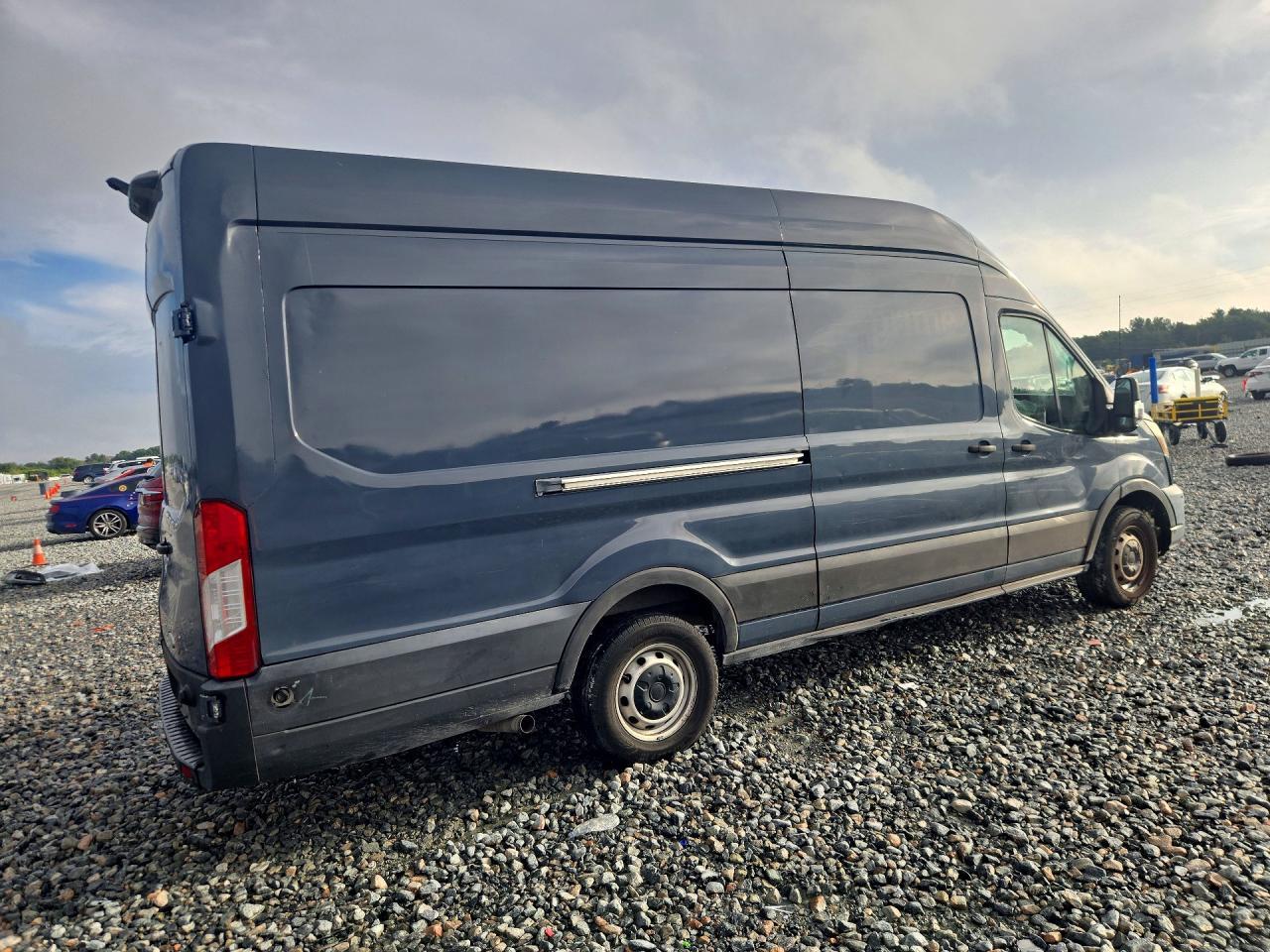 2020 Ford Transit T-250 - Image 3