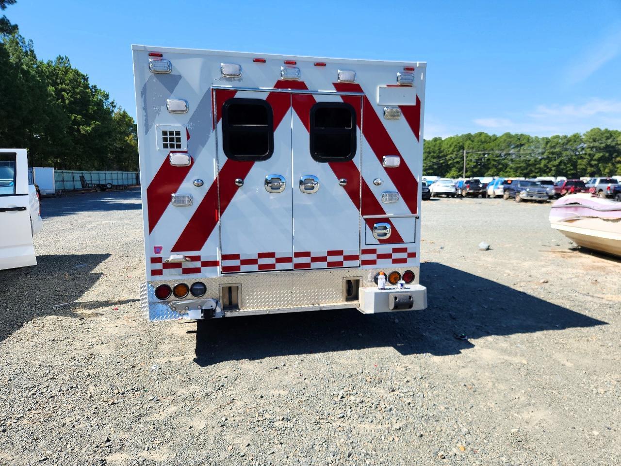 2023 Chevrolet Express G3 - Box Truck - Фото 6