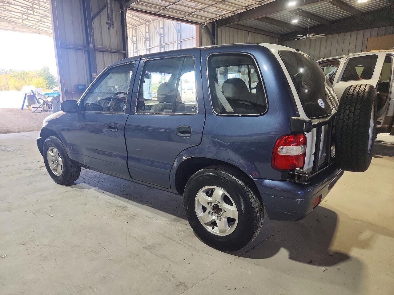 2001 Kia Sportage Base - Фото 2