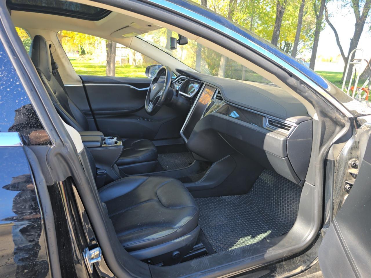 2014 Tesla Model S - Фото 5