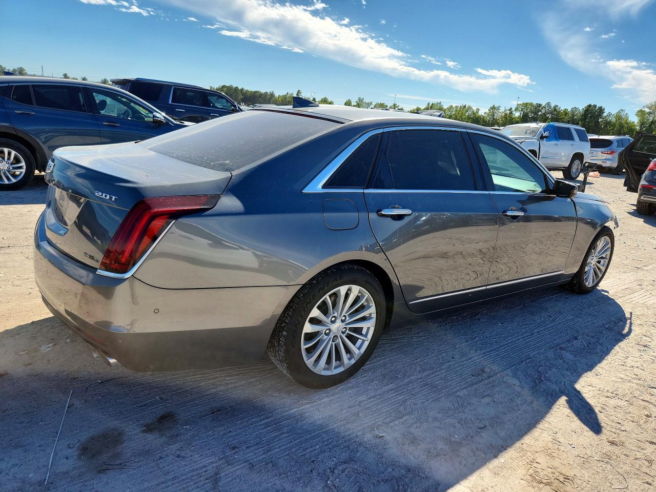 2017 Cadillac Ct6 Luxury - Image 3