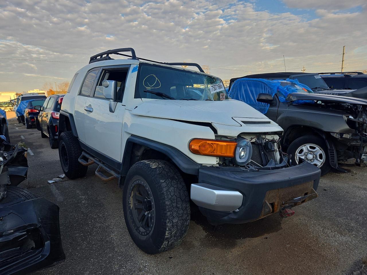 2013 Toyota Fj Cruiser Base - Image 4