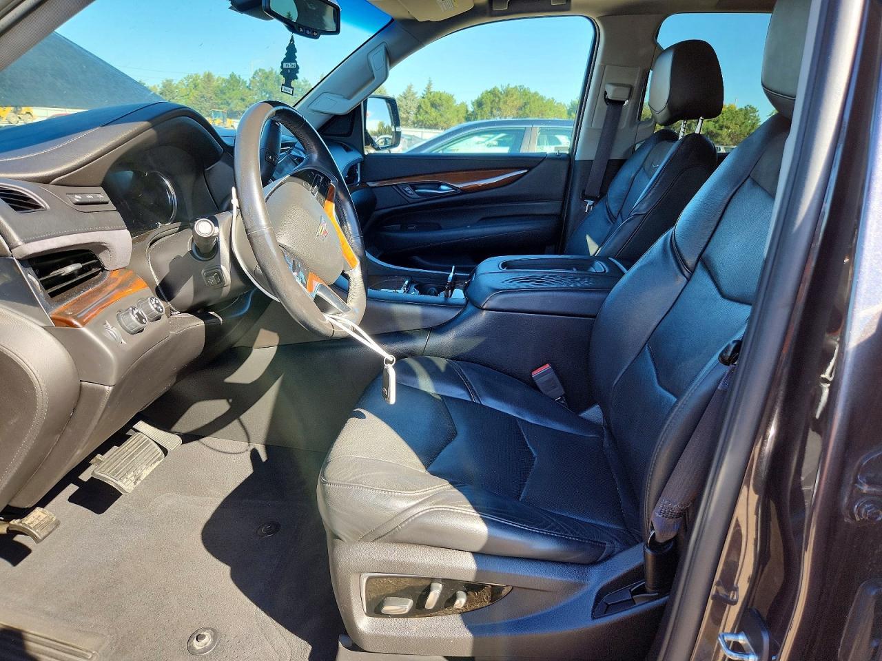 2016 Cadillac Escalade Luxury - Фото 7