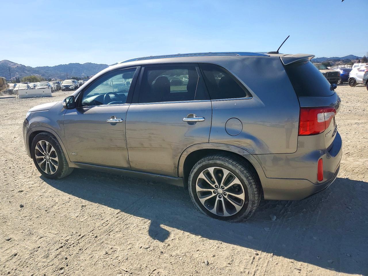 2014 Kia Sorento Sx - Фото 2