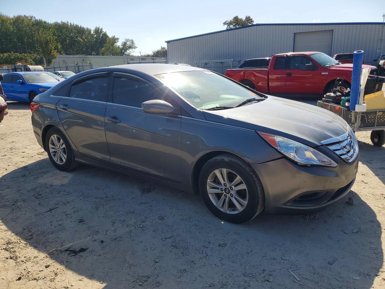 2011 Hyundai Sonata Gls - Image 4