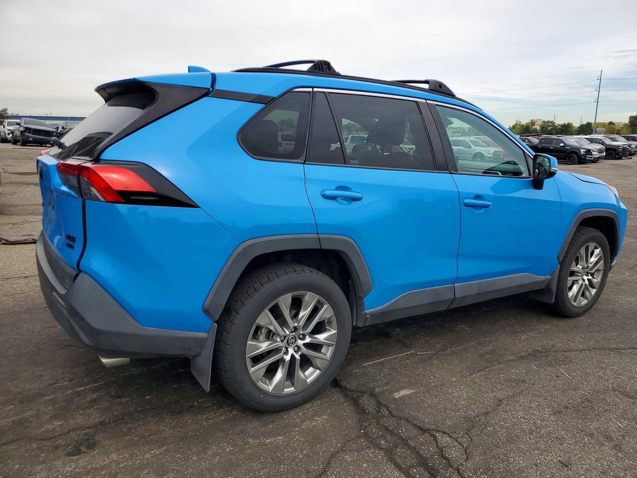 2020 Toyota Rav4 Xle Premium - Фото 3