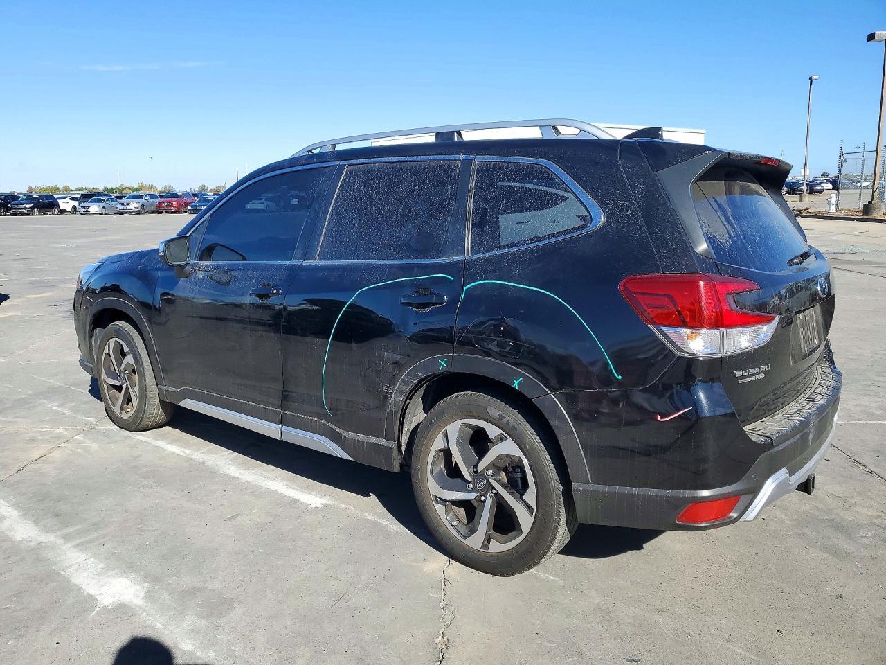 2023 Subaru Forester Touring - Image 2