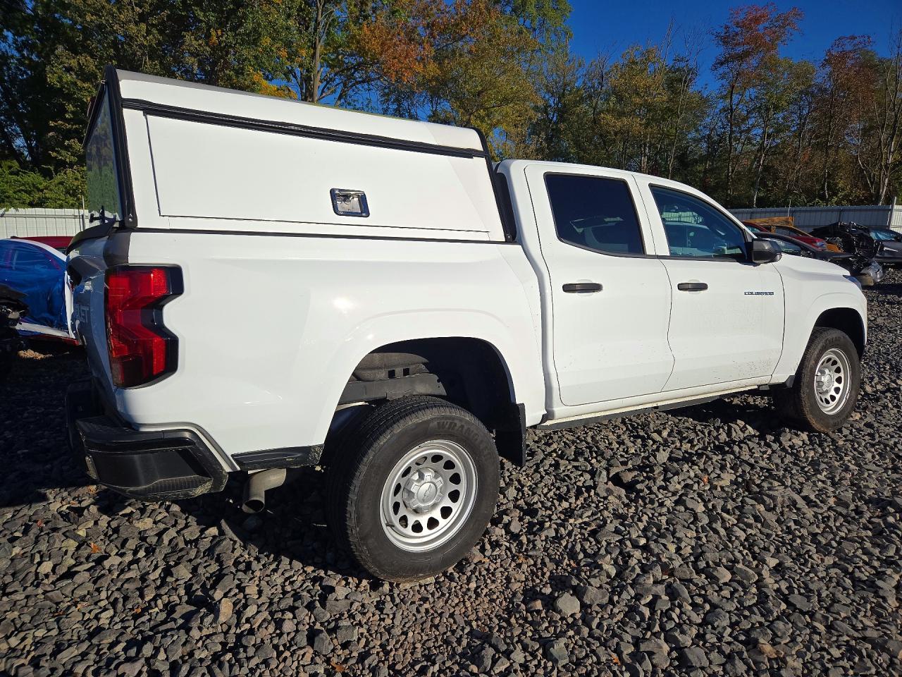 2024 Chevrolet Colorado - Фото 3