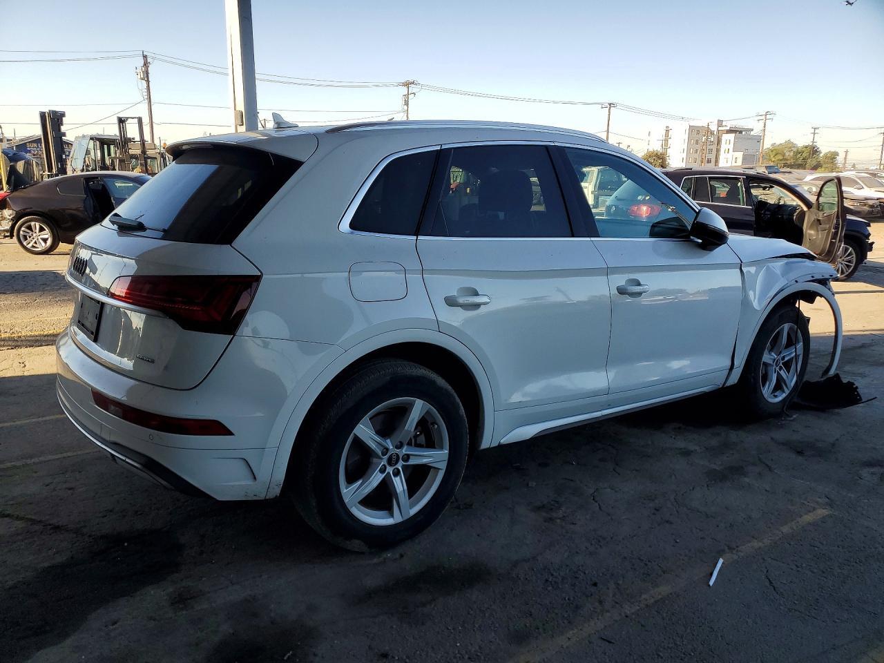 2021 Audi Q5 Premium - Фото 3