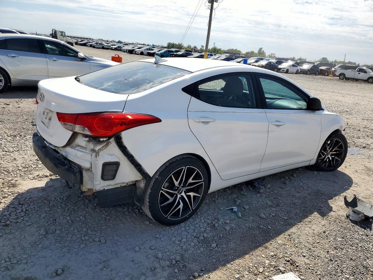 2013 Hyundai Elantra Gls - Фото 3