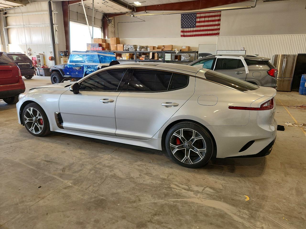 2018 Kia Stinger Gt2 - Image 2