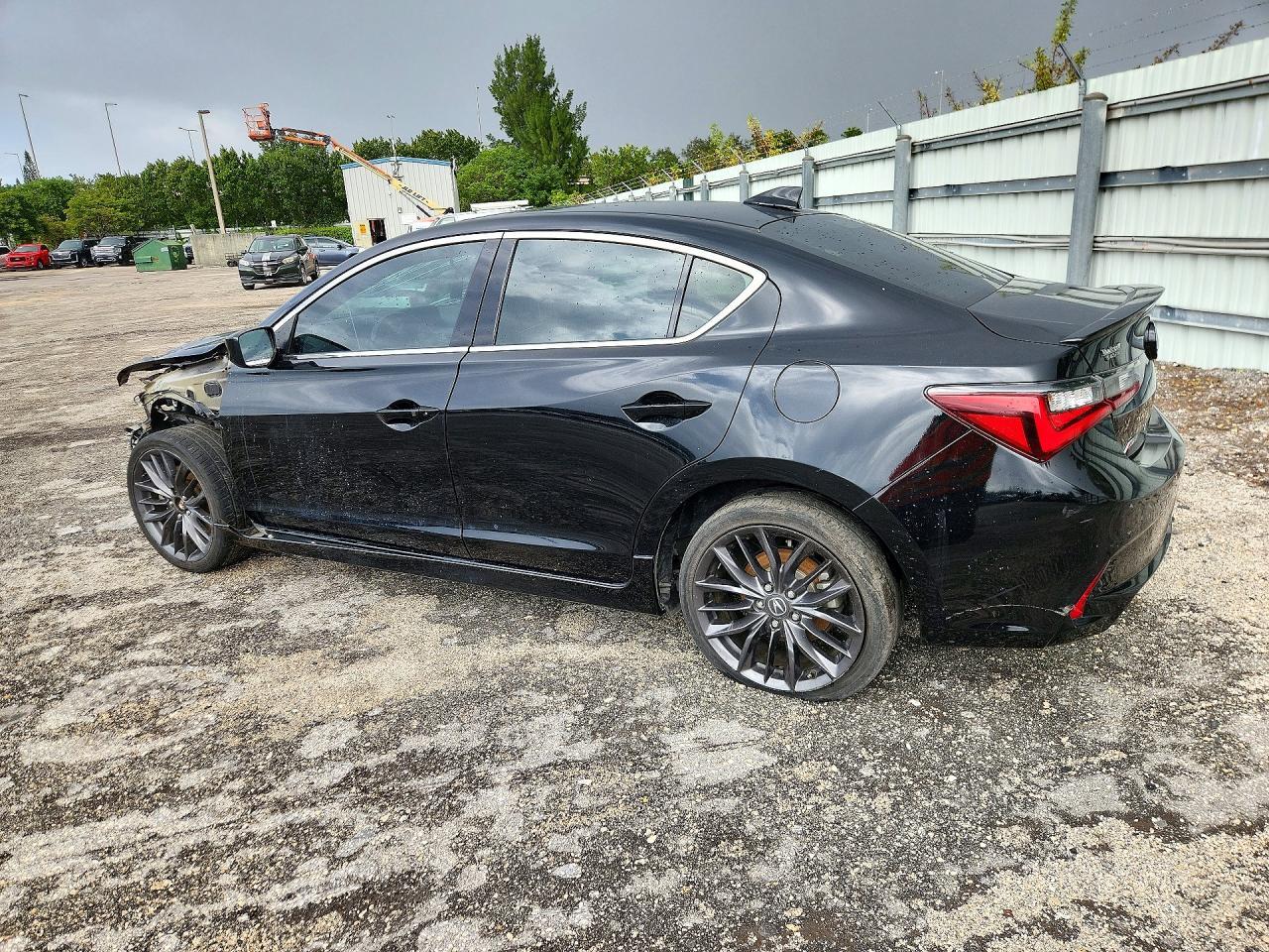 2021 Acura Ilx Premium A-Spec - Фото 2