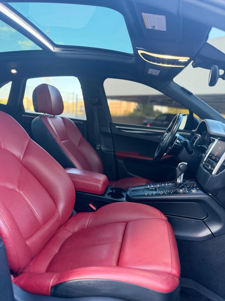 2017 Porsche Macan S - Image 5