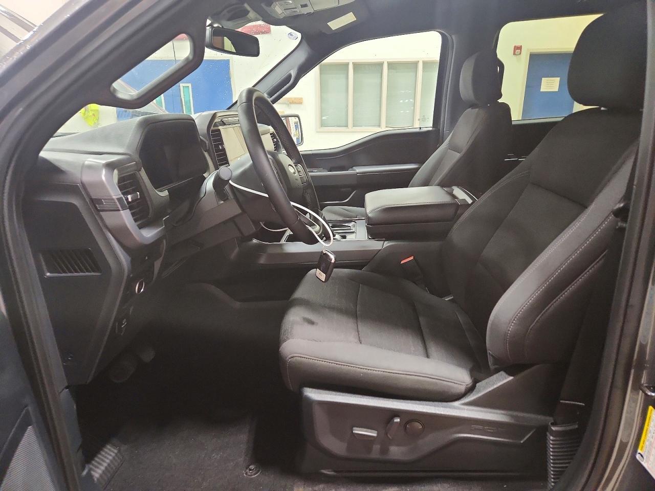 2025 Ford F150 Xlt - Фото 7
