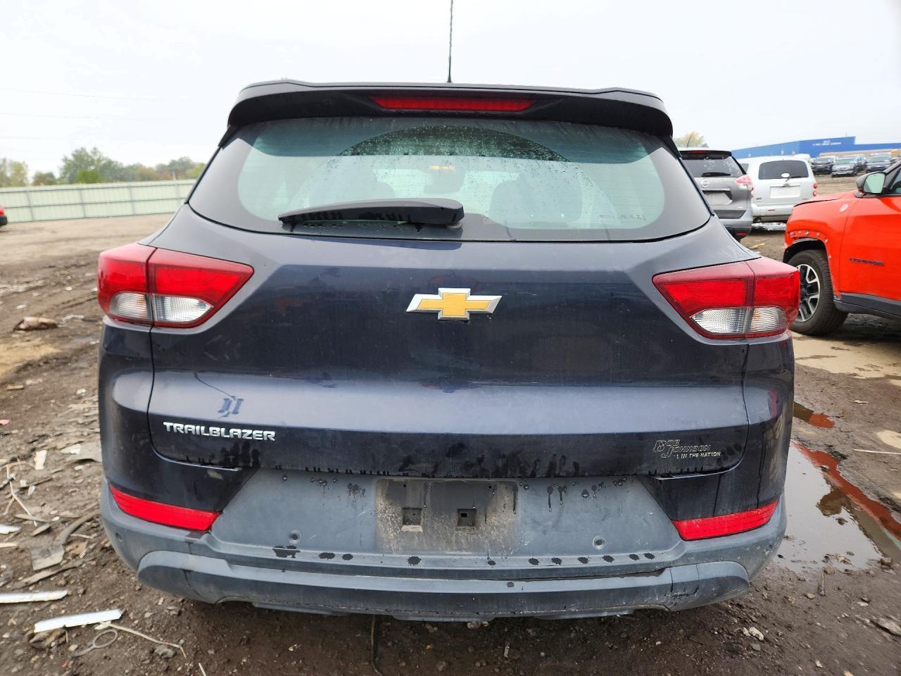 2021 Chevrolet Trailblazer Ls - Image 6