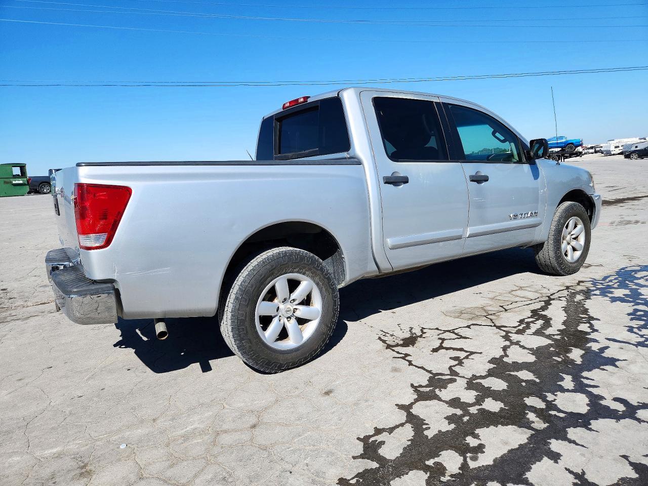 2013 Nissan Titan S - Image 3