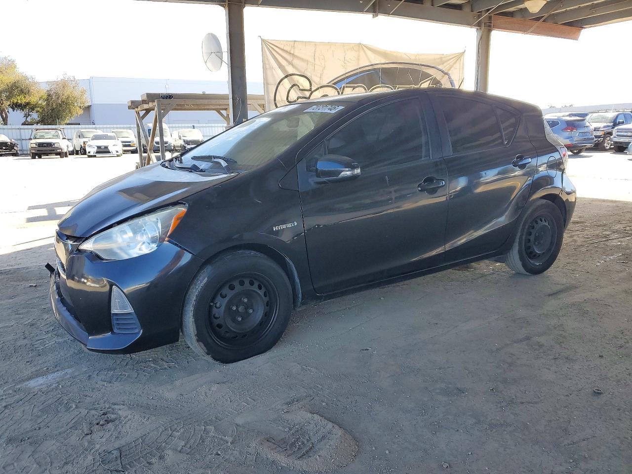 2014 Toyota Prius C Two