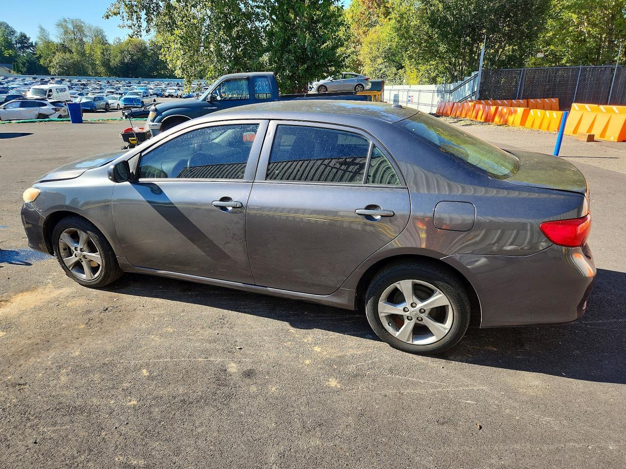 2009 Toyota Corolla Le - Image 2