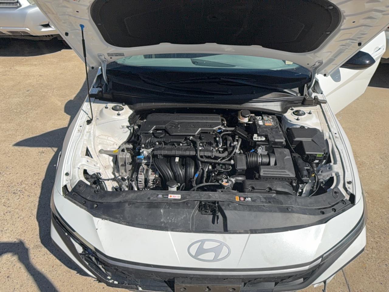 2026 Hyundai Elantra Sel Sport - Image 7