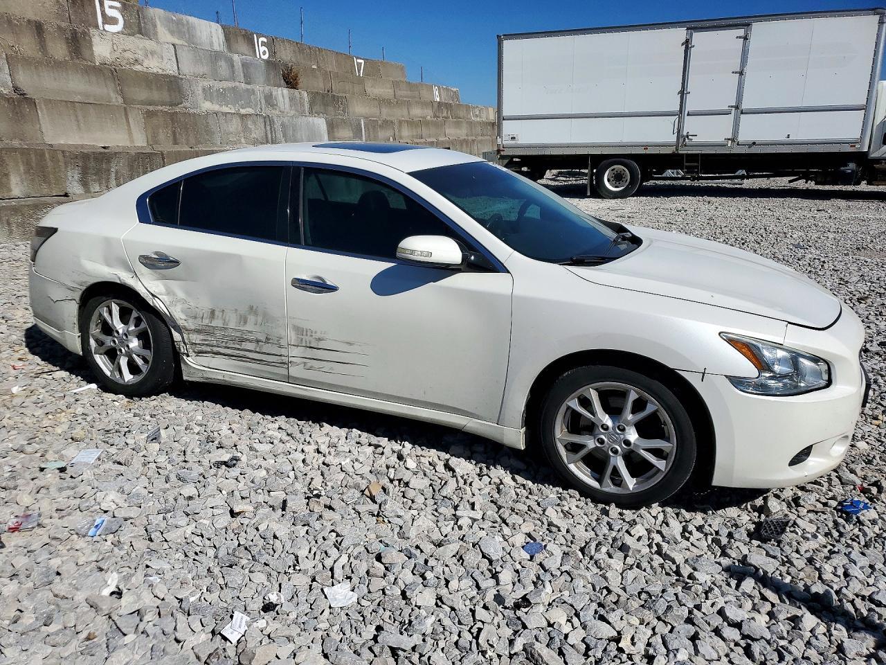 2013 Nissan Maxima 3.5 Sv - Image 4