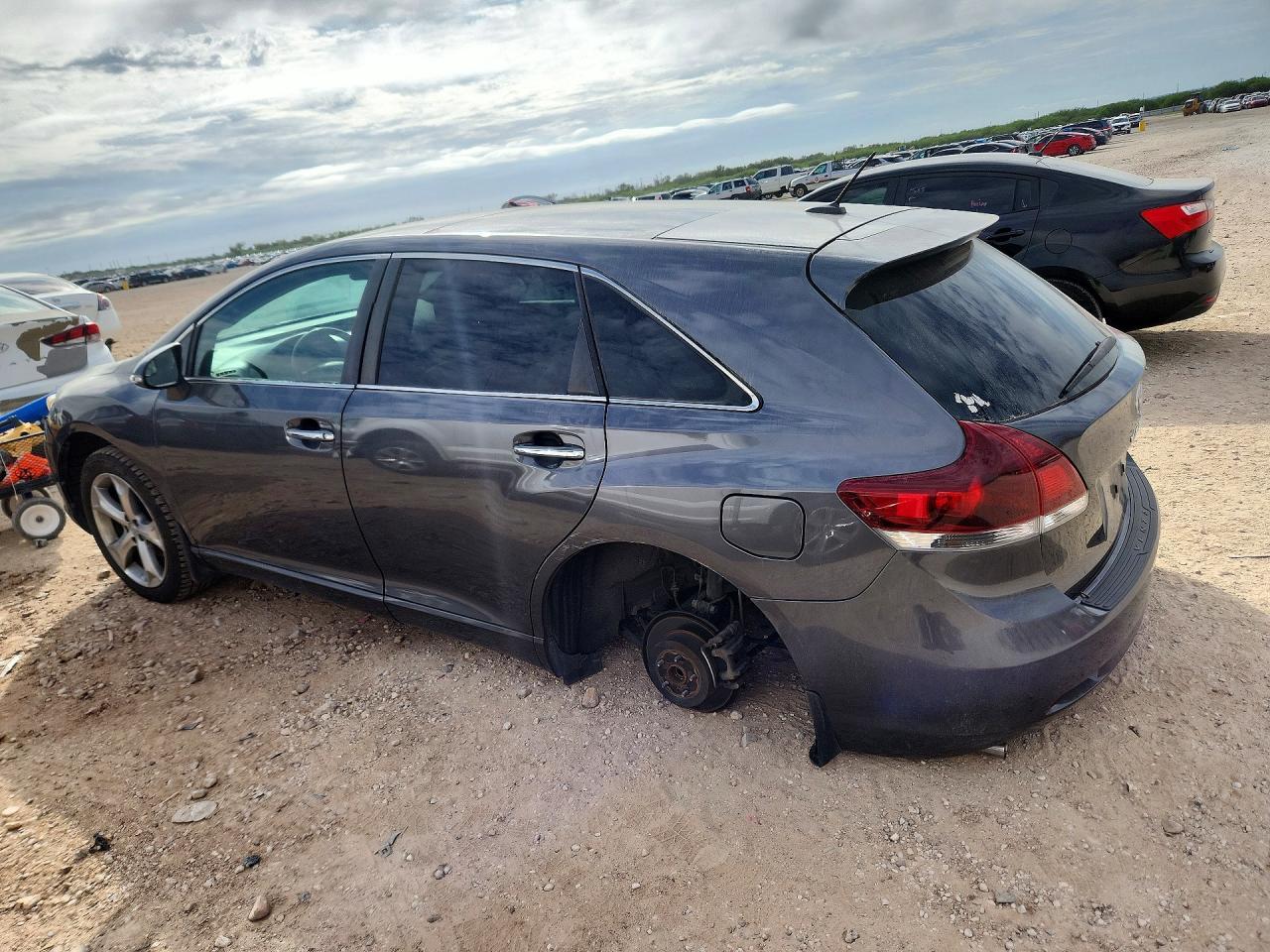 2013 Toyota Venza Xle - Фото 2