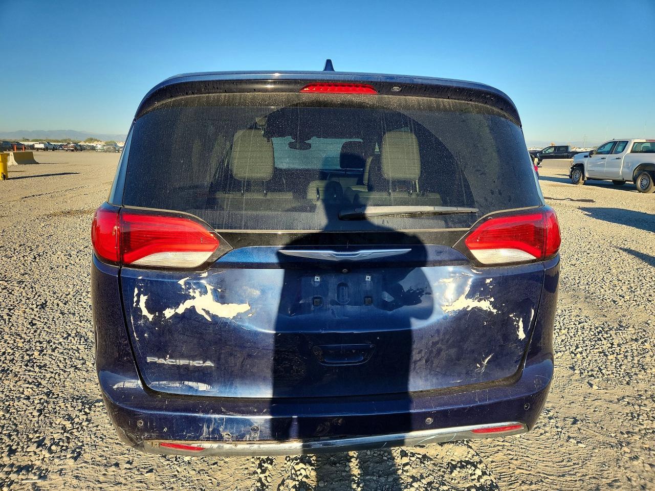 2017 Chrysler Pacifica Touring L - Фото 6