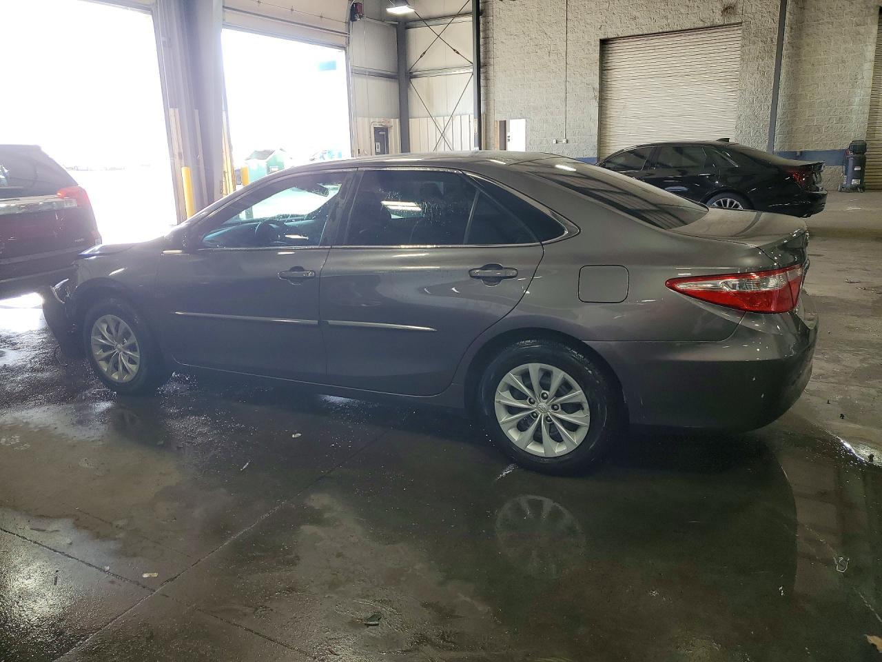 2016 Toyota Camry Le - Image 2