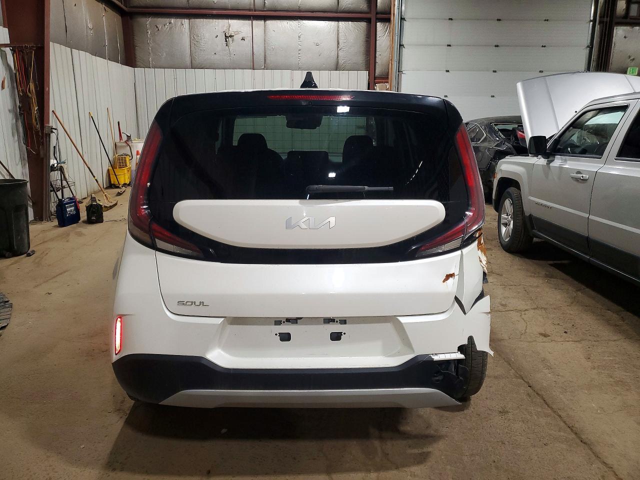 2023 Kia Soul Lx - Image 6