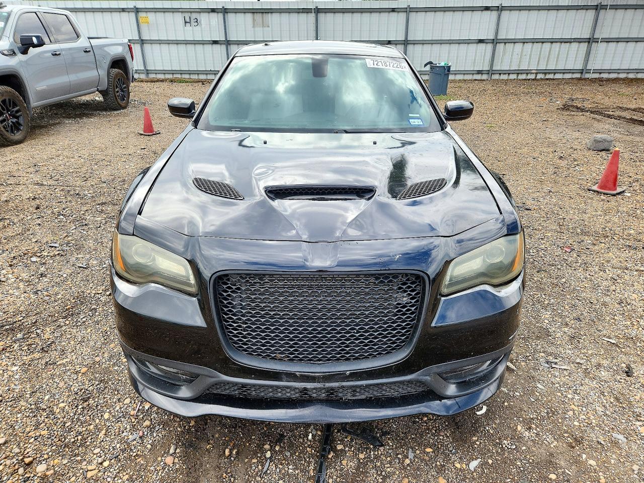 2019 Chrysler 300 S - Image 5